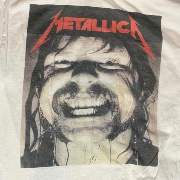 Metallica Large Preowned White Shirt